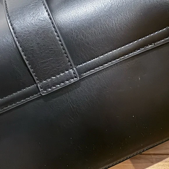 BUCKLE SHOULDER BAG - Picture 16 of 16